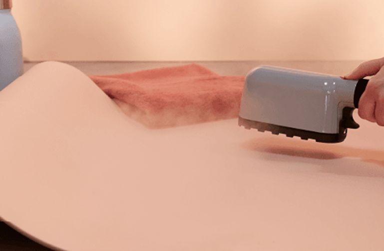 The best ironing systems, steam stations, and steamers. Laurastar Steam Irons.
