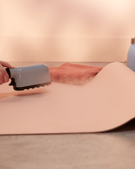 The best ironing systems, steam stations, and steamers. Laurastar Steam Irons.