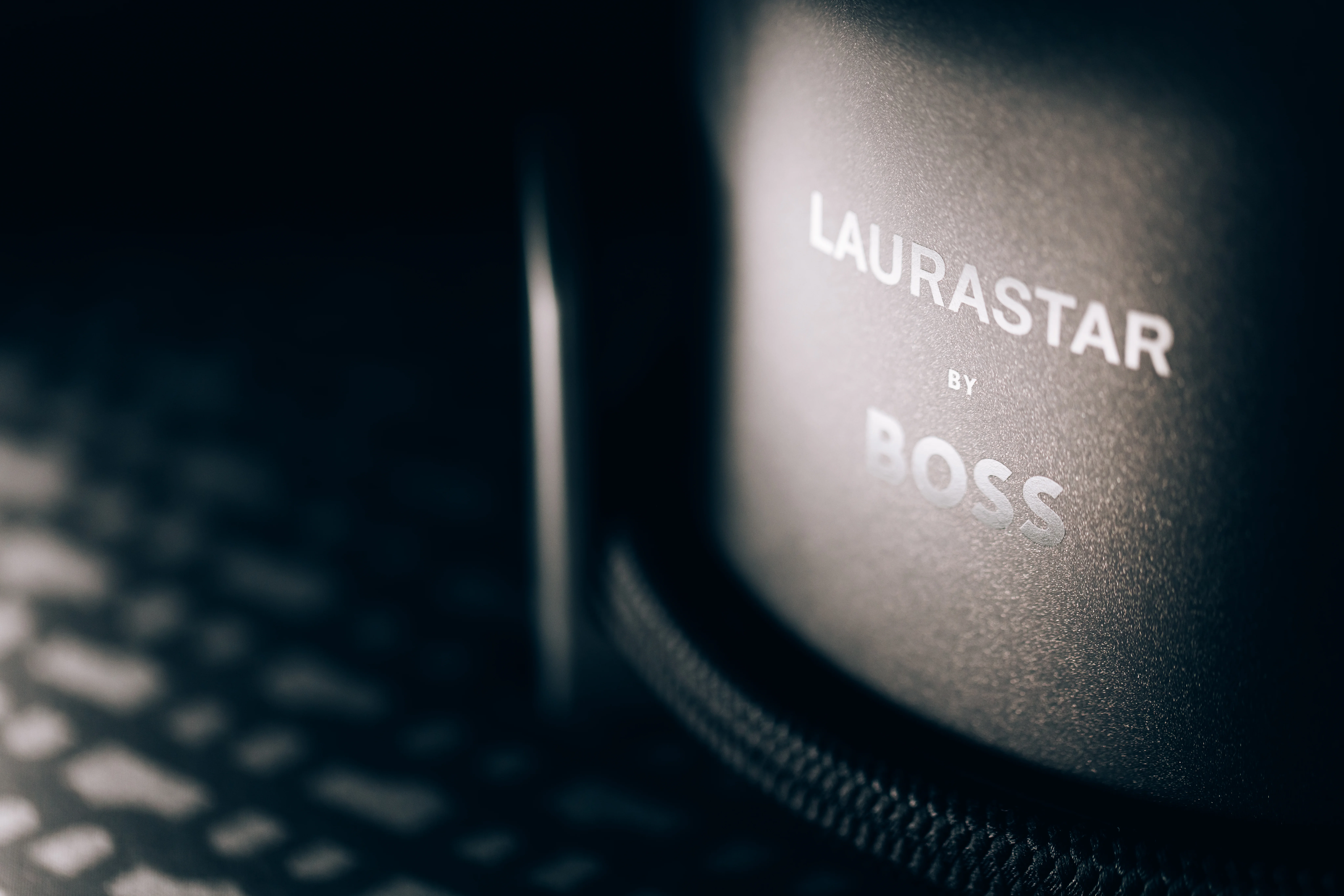 The best ironing systems, steam stations, and steamers. Laurastar Steam Irons.